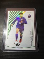 25-26 panini Eternity Bleus