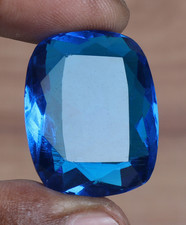 60,60 ct. Bague et pendentif
