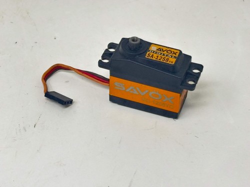 Used savox 1258tg - used, servo