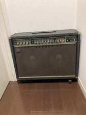 Roland JC-120 Jazz Chorus premier modèle fabriqué en 1977 Guitar Combo Amp AC...