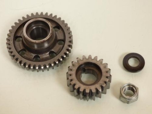 Pièce moteur diverse - , origine