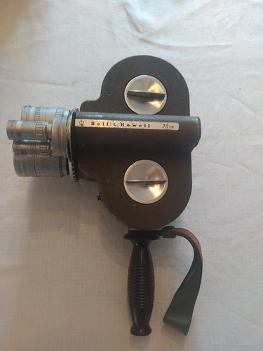 Caméra 16mm bell howell - &,