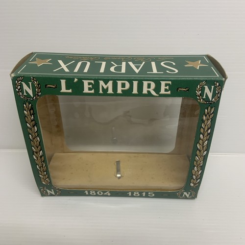 Boite vide pour - , figurine