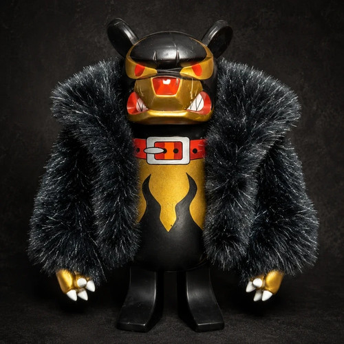 Toy2r knuckle bear - bear, tower