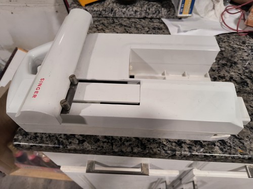 Singer futura embroidery arm - singer,