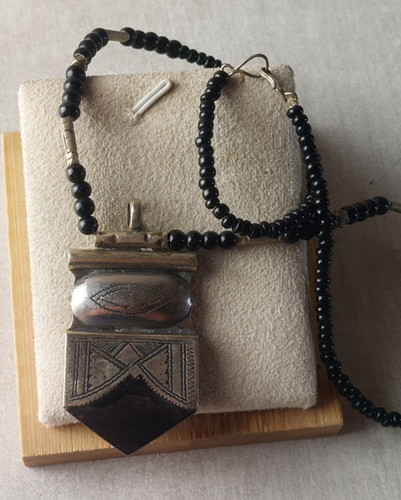 Ancien collier touareg - ancien, /