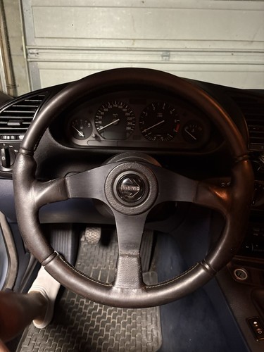 Volant momo cuir avec - volant,