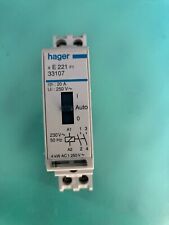 CONTACTEUR HAGER  JOUR ET NUIT 20A 230V 33107 E221