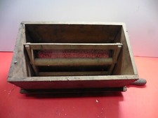 Ancien tamis à farine en bois