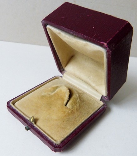 Ancien écrin boite - , pour