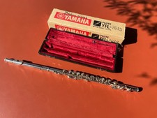 FLUTE TRAVERSIERE YAMAHA YFL 261S CARTON ET ETUI D'ORIGINE AVEC MANUEL D'EMPLOI
