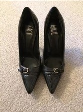 Escarpins neufs authentiques