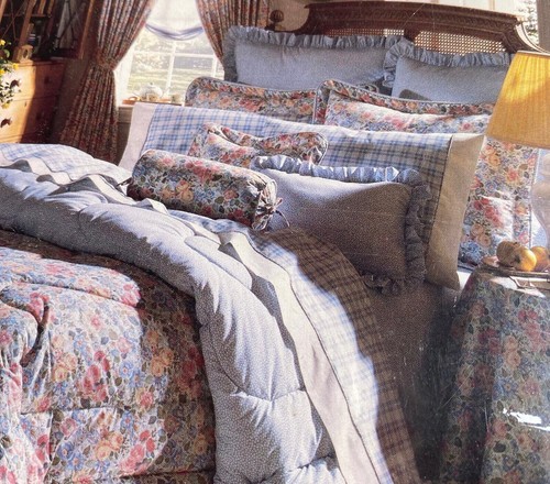 New vintage laura ashley - laura,