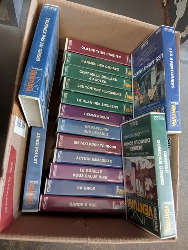 Cassettes vhs 16films de - ,