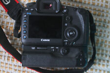 Canon eos 5D MARK III, vendu avec grip, 12567 Déclenchements.