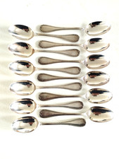 SUITE DE 12 CUILLÈRES À CAFÉ MÉTAL ARGENTÉ CHRISTOFLE MODÈLE RUBAN CROISÉ ÉCRIN 