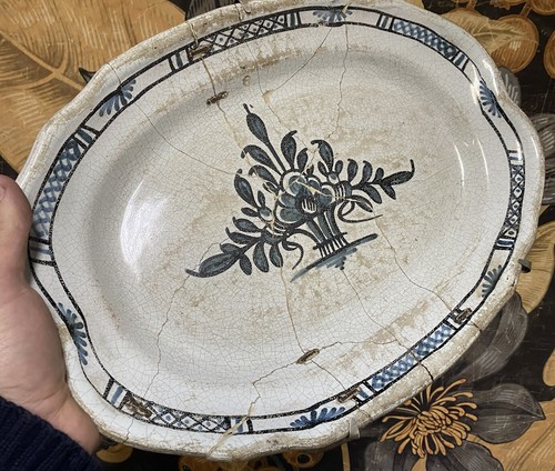 Plat ancien cul - ancien,