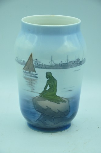 Vase porcelaine signé - porcelaine,