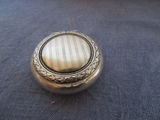 ancienne boite en argent