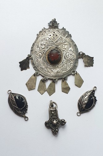 Lot anciens bijoux - anciens, berbere