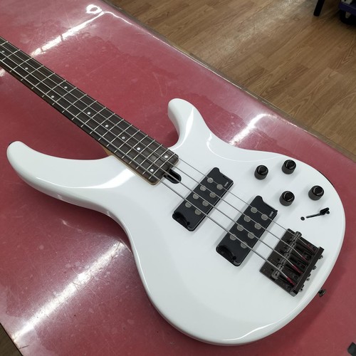 Guitare basse électrique