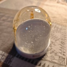 Cadeau - Boule à Neige Paris