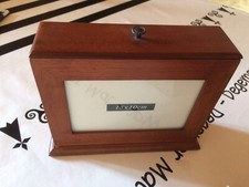 CADRE double face range photos