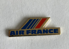 39 - Pin's LOGO COMPAGNIE AIR