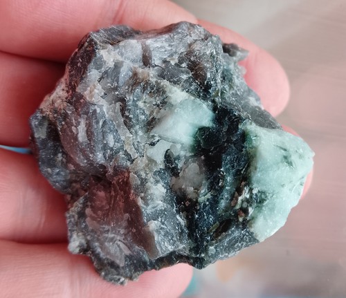 49.3gr 48x39x33mm émeraude du
