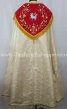 Doré avec Rouge Cope & Stole