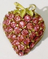 broche bijou vintage fraise en