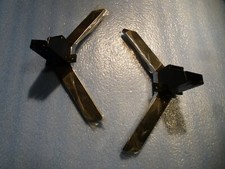 Pieds tv pour modèle GRUNDIG