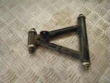 triangle avant inférieur