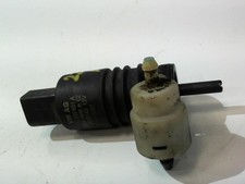 Pompe lave glace avant AUDI A4