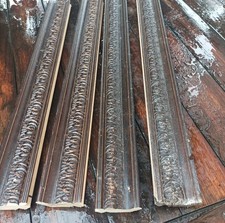 Lot de 4 baguettes en bois sculpté teinté - longueur 74 + 57 cm