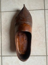 Grand sabot en bois sculpté pour accrocher au mur décoration vintage montagne