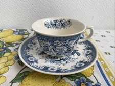 ancienne tasse a the et sous