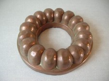 Ancien moule à gâteau en