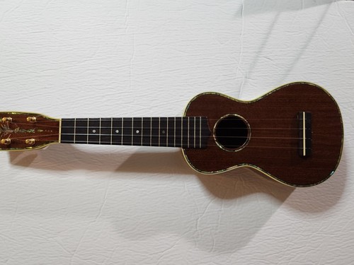 Solid wood ukulele - solid,