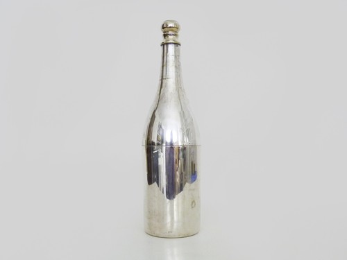 Rare shaker métal argenté - rare,
