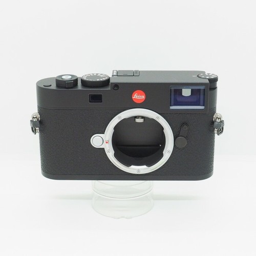 Leica m11 black paint - leica,