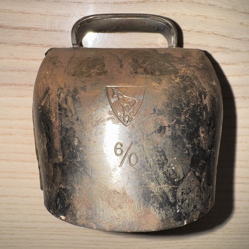Vieille cloche sonnailles - vieille,