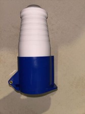 Prise 32 A -  230 V  NEUF CE