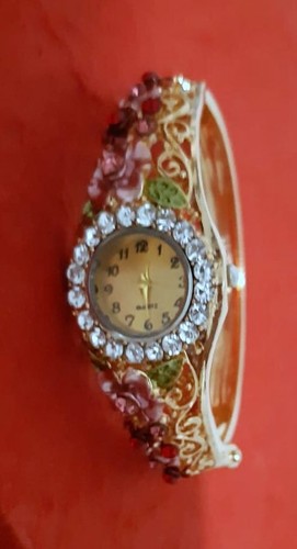 Montre fantaisie femme - , ou