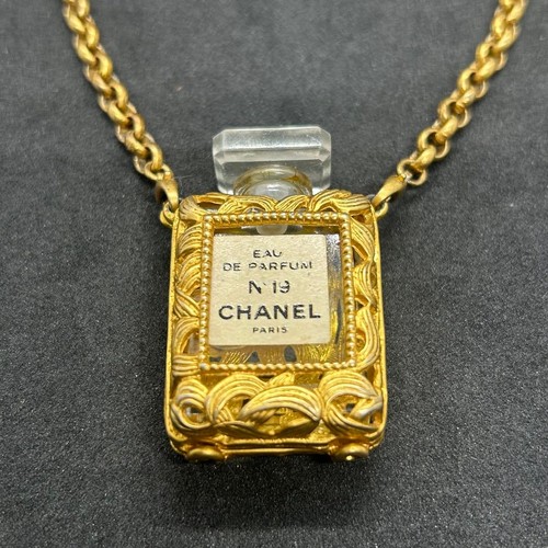 Collier pendentif flacon - , de