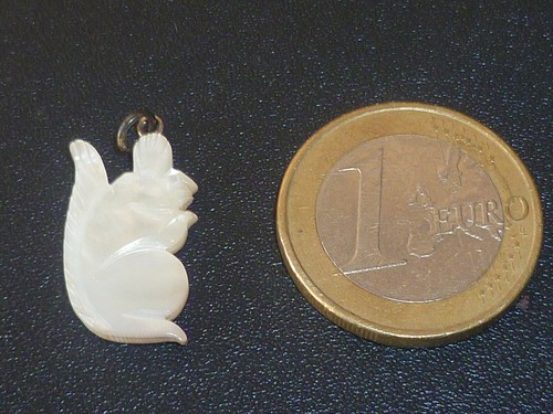 Pendentif ancien écureuil - Écureuil, en