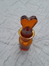 ancien  mini flacon  pharmacie avec bouchon  verre ambré