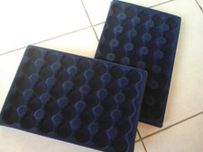 2 PLATEAUX POUR PLAQUES DE