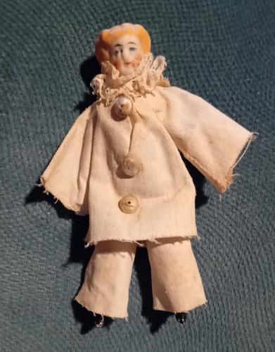 Petite poupee mignonnette 8 - petite,