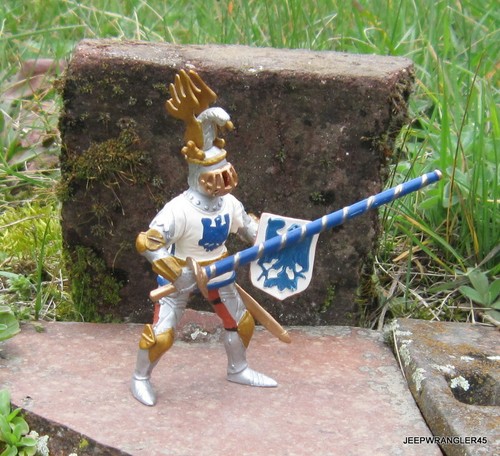 Papo 2011 figurine - 2011,